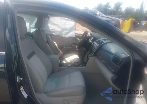 2012 Toyota Camry Xle z USA, uszkodzony, nr VIN 4T4BF1FK6CR181254